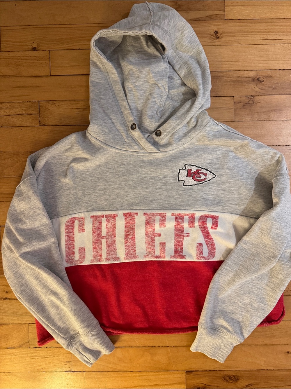 '47 Brand KC Chiefs Light Gray Pullover Hoodie Crop - Large